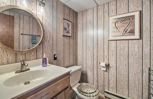 Cabin Getaway with Private Dock, Walk to Trail! - Foto 22