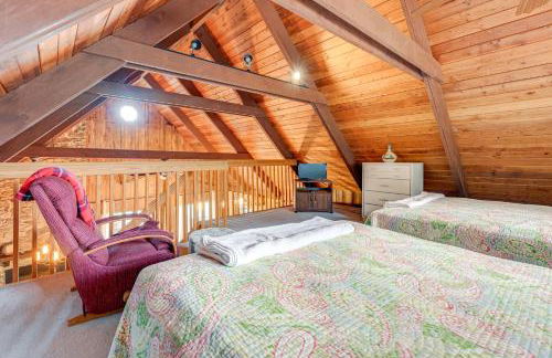 Mtn-View Home with Deck, Fire Pit and BBQ in Almond - Foto 9