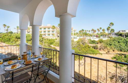 Host Wise - Lively Charming Apartment w Pool - Foto 21