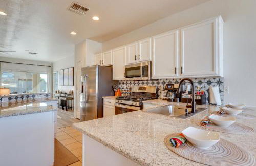 Avondale Home with Heated Pool and Putting Green! - Foto 6