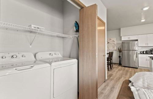 Very New 2 Bed 2 Bath Near DT and Perry District - Foto 14