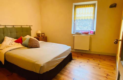 Gîte 4 étoiles au cœur de l’Auvergne avec terrasse, jardin clos et équipements pour enfants - FR-1-582-476 - Foto 11