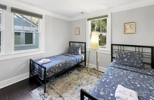 Location! Minutes to Downtown and Folly Beach - Foto 22