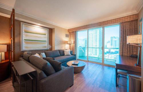 No Resort Fee Strip View Balcony+ Valet Parking - Foto 11