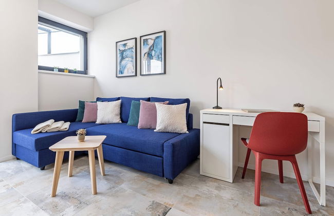 Fully equipped apartments with Terraces, Free garage parking, Netflix & AC - by Apartmány Šlapanice cz - Foto 35