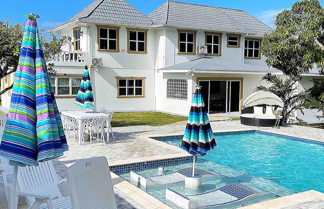 Attalia Villa 5-bed in Runaway Bay Near Ocho Rios - Foto 40