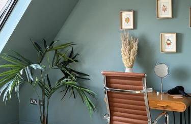 Central Plymouth Sea View Penthouse Apartment with Secure Parking - Foto 32