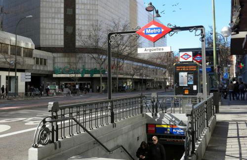 Amplio Apartamento en Chamberí - Photo 33