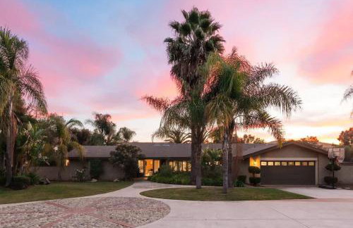 Stunning Private Resort with Pool - Foto 18