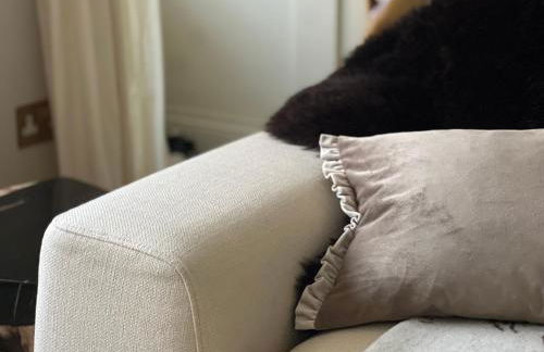 Spring Stays Cosy 2-Bed Residence with Free Parking - Foto 21