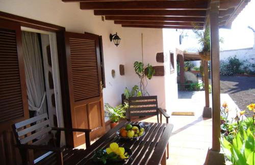 Elegant Apartment in San Cristóbal de La Laguna with Pool – 35 m² - Foto 5