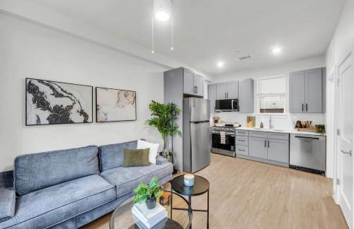 RG 1-2 DT Dallas l FIFA WORLD CUP READY l 5 Min from Love Field - Foto 1