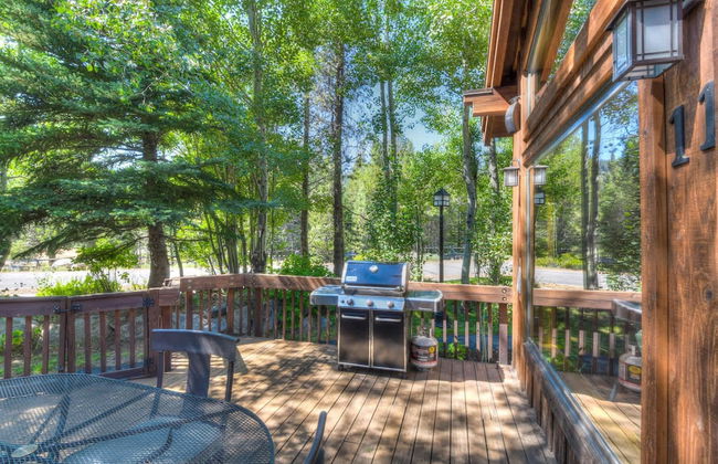 Ridge Court Barrel Relax in Private Hot Tub - Photo 34