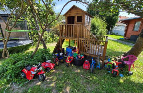 Amber Barn - Bursztynowa Stodoła - Noclegi u Loni - w zacisznym centrum nad morzem z parkingiem - Foto 48