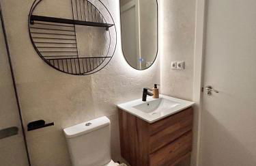 AeroSuites102 Alojamiento Madrid - Photo 14