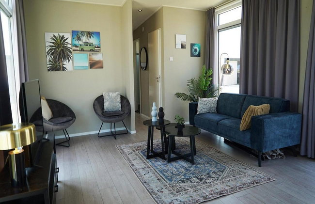 Waterside Chalet Escape Near Kampen - Photo 6