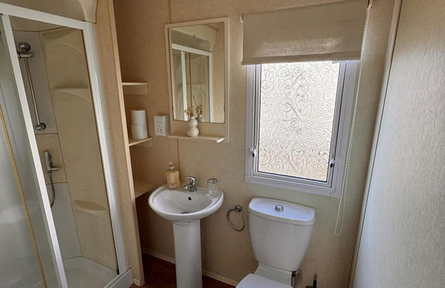 3 Bed Caravan - Sleeps 8 - Pet Friendly, Parking - Foto 27