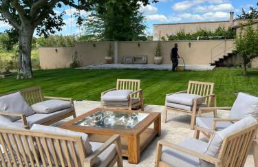 Superbe Mas Provençal rénové avec piscine, billard et climatisation à Paradou - Foto 19