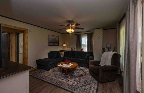 Charming Country Farmhouse Near Natural Bridge - Foto 29