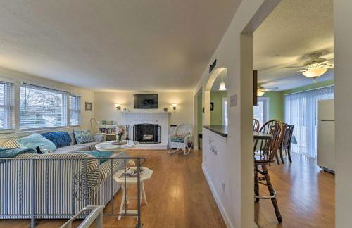 Pond Access and Private Dock East Wareham Home - Foto 4