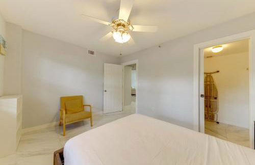 1 Mi to Lantana Beach Canal-View Condo with Pool - Foto 16