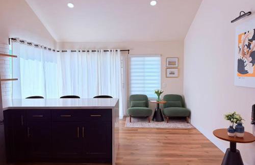 Minutes to ONT Airport And Entire Home With Billiards - Foto 19