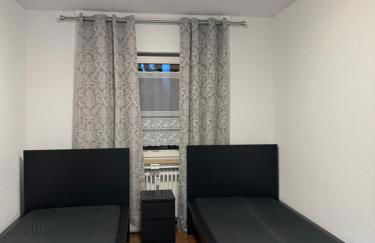 Laras voll ausgestattete Gartenwohnung mit WLAN und TV - Foto 22