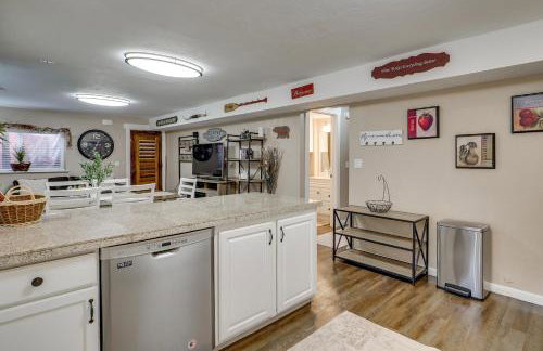 Game Room and Hot Tub Salt Lake City Area Apt - Photo 7