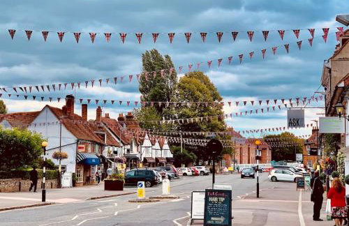 Amersham Station Road Studio - Pass the Keys - Foto 5