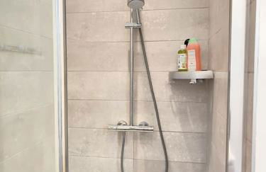 Maison proche centre ville clim jardin wifi 8 personnes - Foto 25