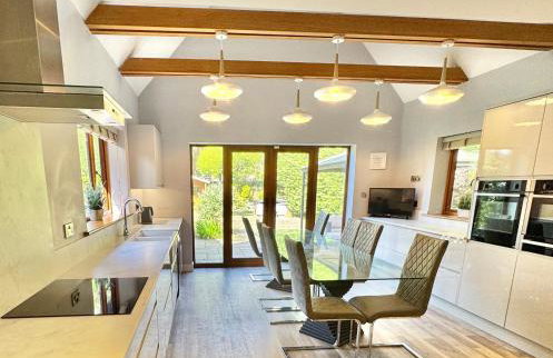 Serene Retreat - Hot Tub - Pool Table - Close to New Forest and Bournemouth Beach - Sleeps 12 - Foto 48