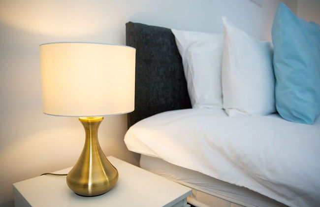 Velvet 1-bedroom Apartment The Clockhouse, Hoddesdon - Photo 3