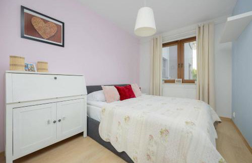 Family Apartment with Parking in Pruszków by Noclegi Renters - Foto 13