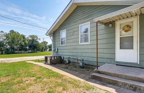 2 Mi to Main Street! Cozy Winfield Launchpad - Foto 18