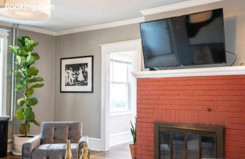 AC 6BR2BA Quiet Island House Near Casinos - Foto 29