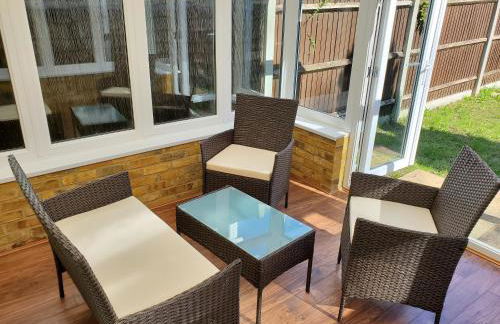 Dove's Place in historic Rochester with Parking - Photo 16