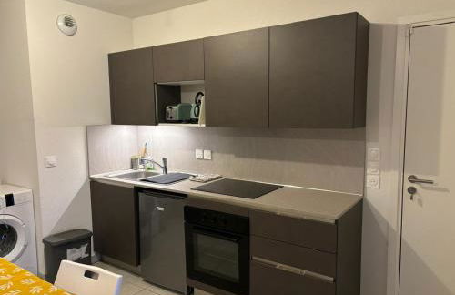 Charmant duplex à Montpellier pour 4 personnes, wifi, parking et tramway - Foto 9