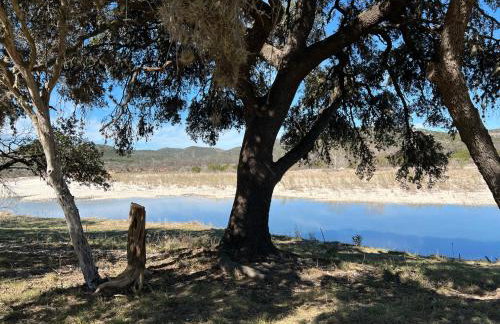 Nueces River Cabins-Elm Cabin - Foto 16