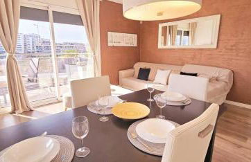 Ideal for families on the beach in Barcelona with a pool - Photo 20