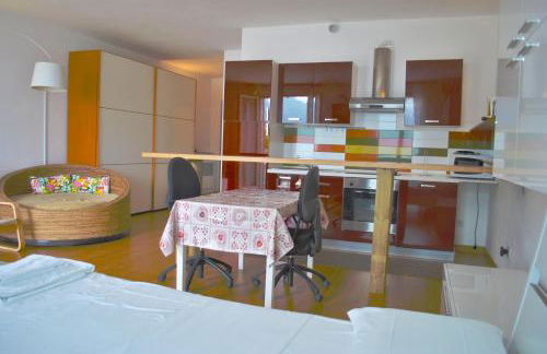 Studio Apartment Open Space with Terrace - Photo 5