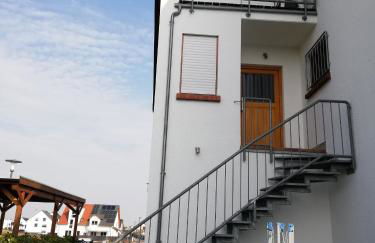 Sonniges Fleckchen - Foto 1