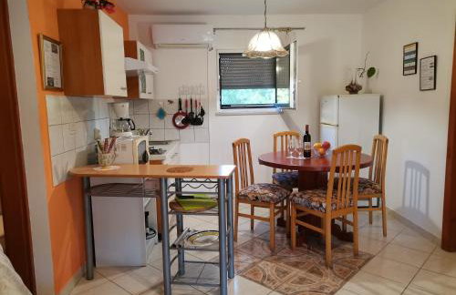 Romantic Apartment Flower - Photo 7