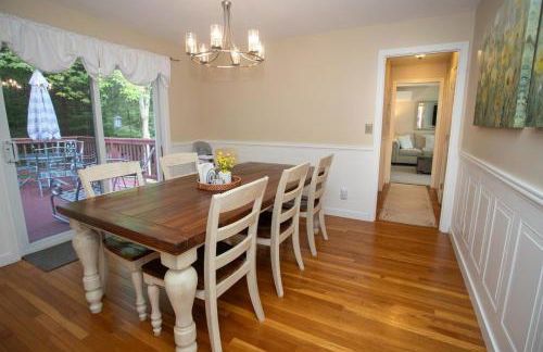 14mi to Mt. Snow! Arcade, Private Suite, King Bed! - Foto 14