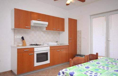 Family friendly seaside apartments Kustici, Pag - 6376 - Foto 12