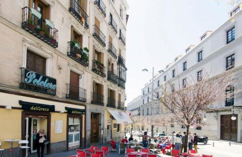 Bright cozy 2BD - OPERA area - Photo 30