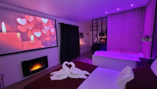 Nuit d'évasion love room avec baignoire balnéothérapie - Foto 2