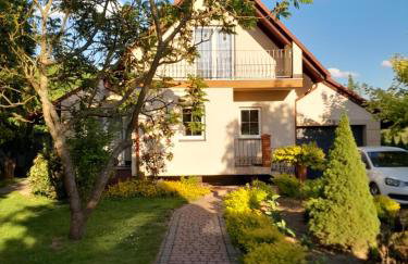 Domek pod Brzozami z jacuzzi ,grillem i tarasem - Foto 1