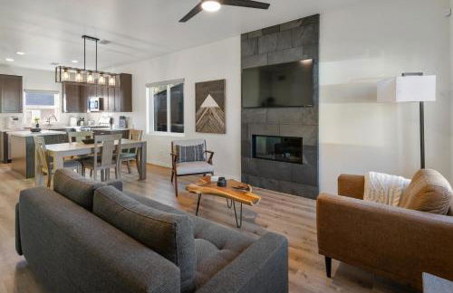 FLG Retreat - Modern Home with Mountain Views - Foto 1