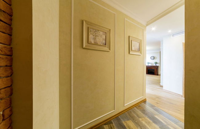 Clever House Apartments - Photo 26