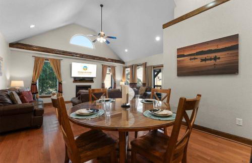 Hickory Hideaway with Communal Pool Access - Photo 25